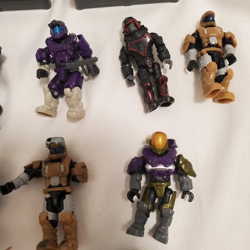 Halo Mega Bloks Construx Lot with Mini Figures Accessories Weapons